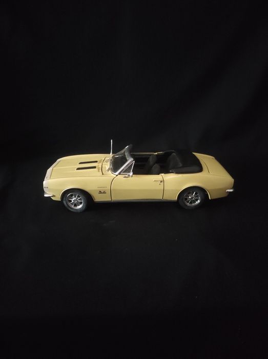 Miniatura escala 1:18 Chevrolet RS/SS 396