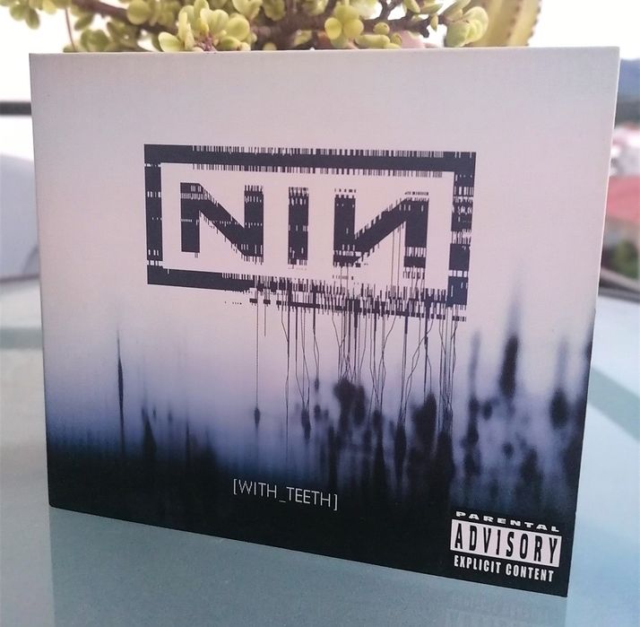 Nine Inch Nails - With Teeth (CD Digipack)