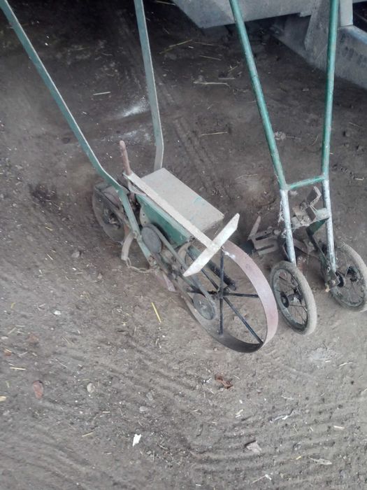 sprzęt do ogródka sadzenie