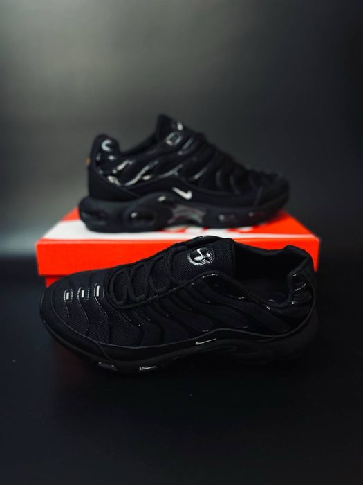 Nike TN Plus / Мужские кроссовки найк Тн Плюс / Nike Air Max Tn Plus / Найк теен черные / спортивные мужскеи красовки найк / найки на лето