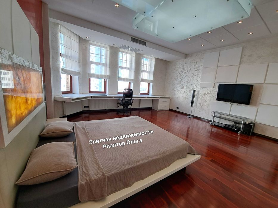 4-х спальн. ЖК "Корона Новой Аркадии /ул. Генуэзская/ Свет есть всегда