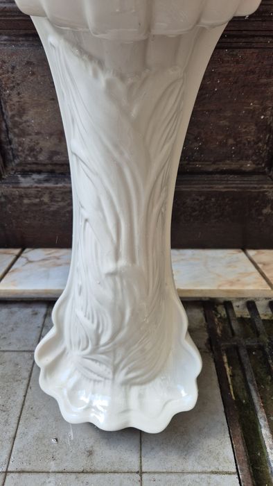 Lavatorio e sanita antigos