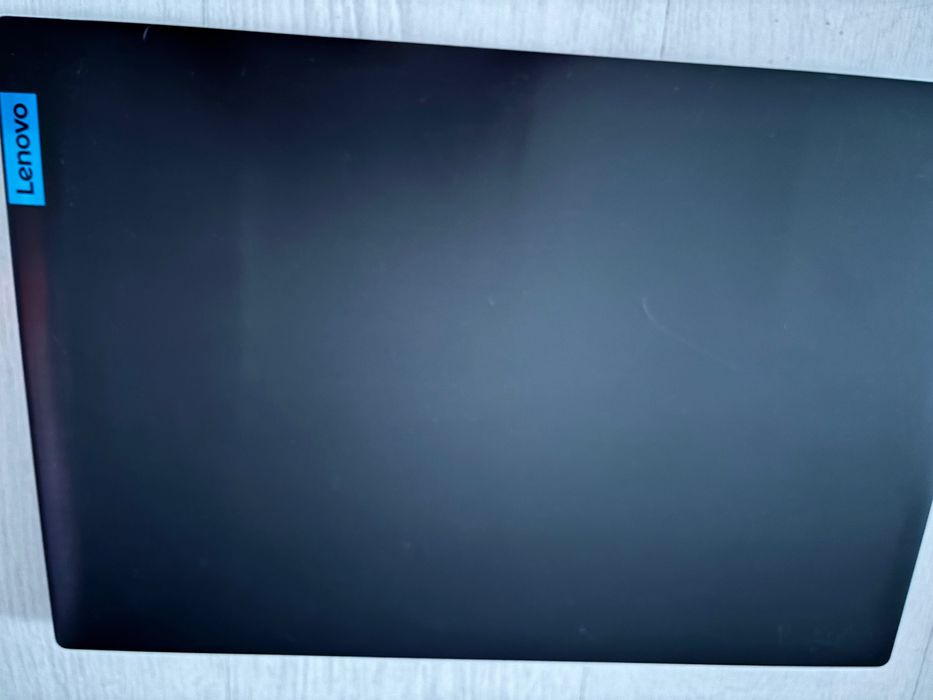 Laptop gamingowy Lenovo