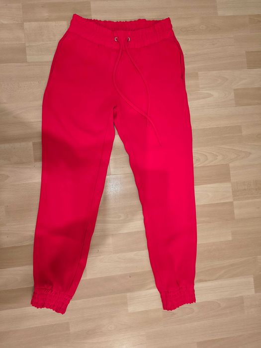 Spodnie damskie że ściągaczami