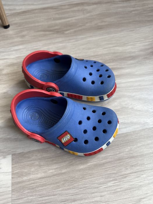 Crocs Lego 8C9 синього кольору