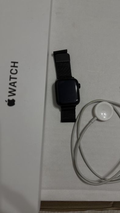 Продам годиник Appel