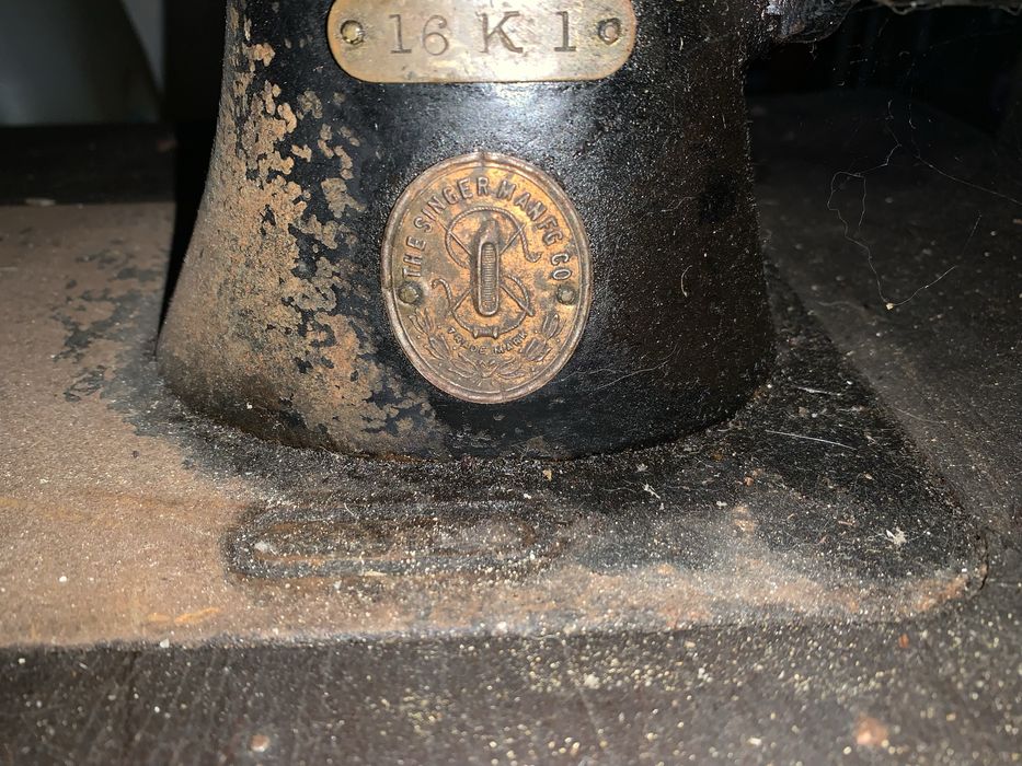 Maquina singer antiga