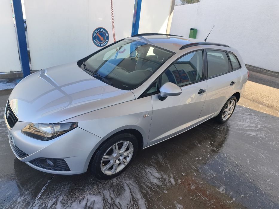Seat Ibiza 1.2 ST (2011) — photo 2