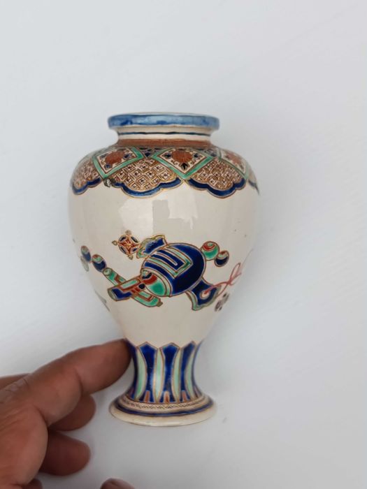Jarra cerâmica Japonesa Séc XIX Assinada 11 cm