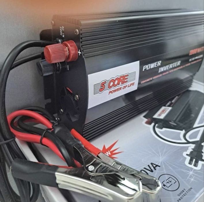 Інвертор с зарядкою 12в 1300w ( упс |  дбж )