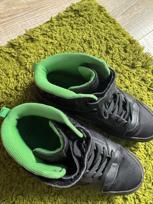 Кроссовки высокие майн крафт 38р