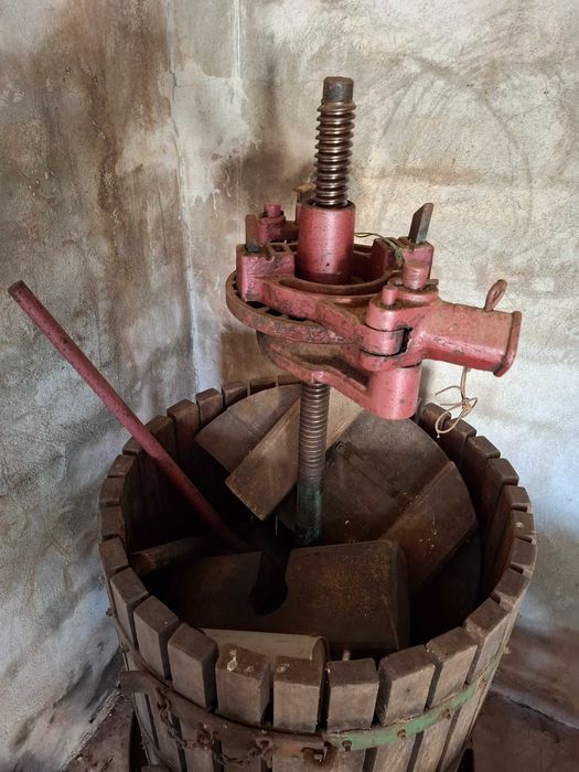 Vendo material para vindima