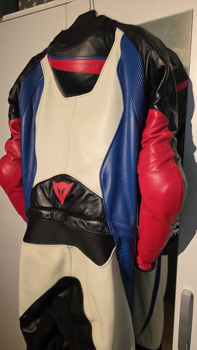 Dainese Veloster D 52 kombinezon skórzany 2 częściowy