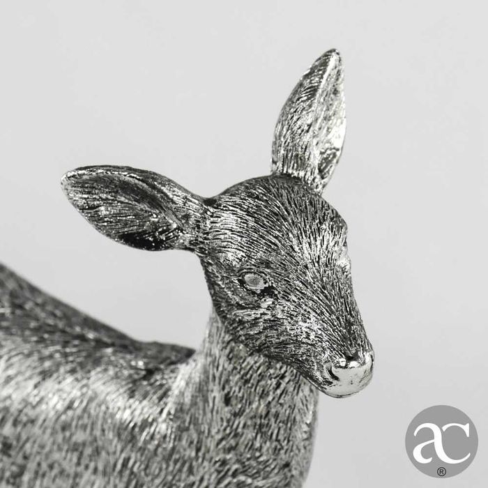 Figura de Corça em massa com banho de prata