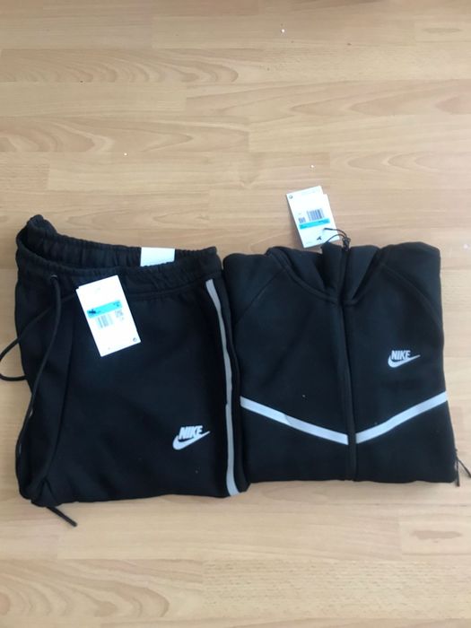 Nike tech fleece M