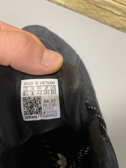 Кросівки adidas