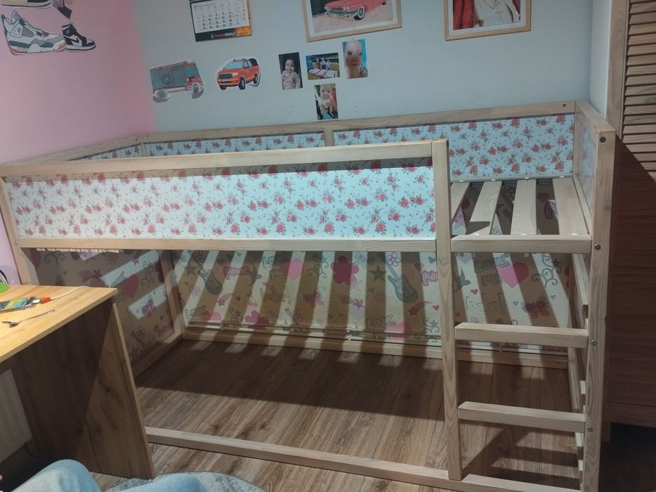 Łóżko piętrowe dla dziewczynki