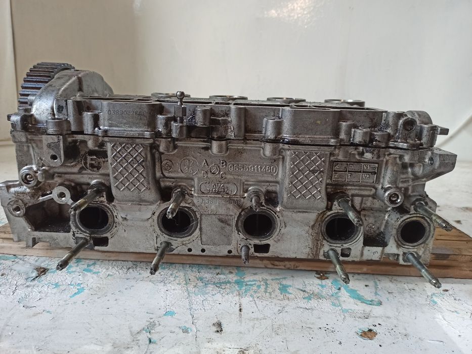 ГБЦ головка блока циліндрів 1.6hdi 9655911480 Citroen Peugeot Volvo