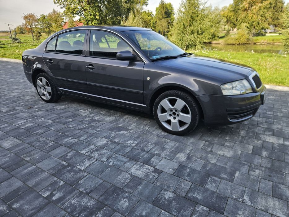 Škoda Superb
