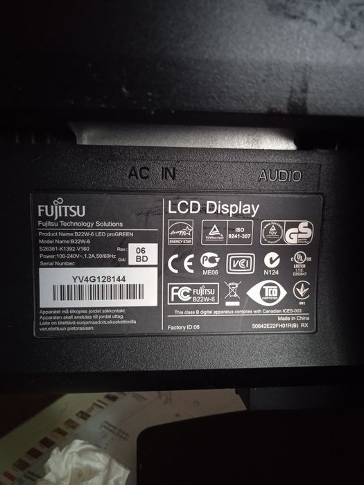 Monitor 22" Fujitsu