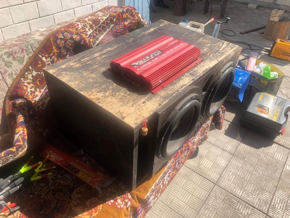 Продам сабуфери   осилітнлом