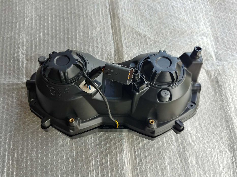 Lampa reflektor przód Triumph Tiger 1200,Tiger 800