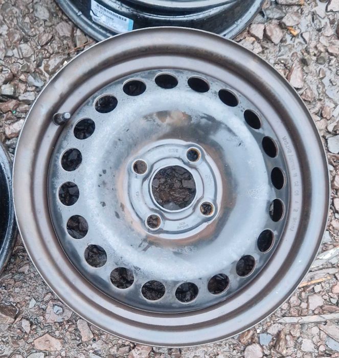 Felgi stalowe Opel Karl 4x100 5Jx14 IS38 TPMS Kpl.