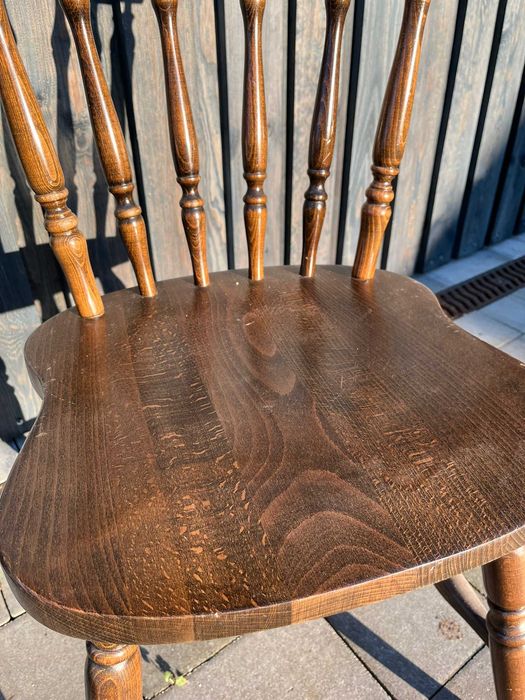 Vintage krzesło "Made in Yugoslavia" – klasyczny styl