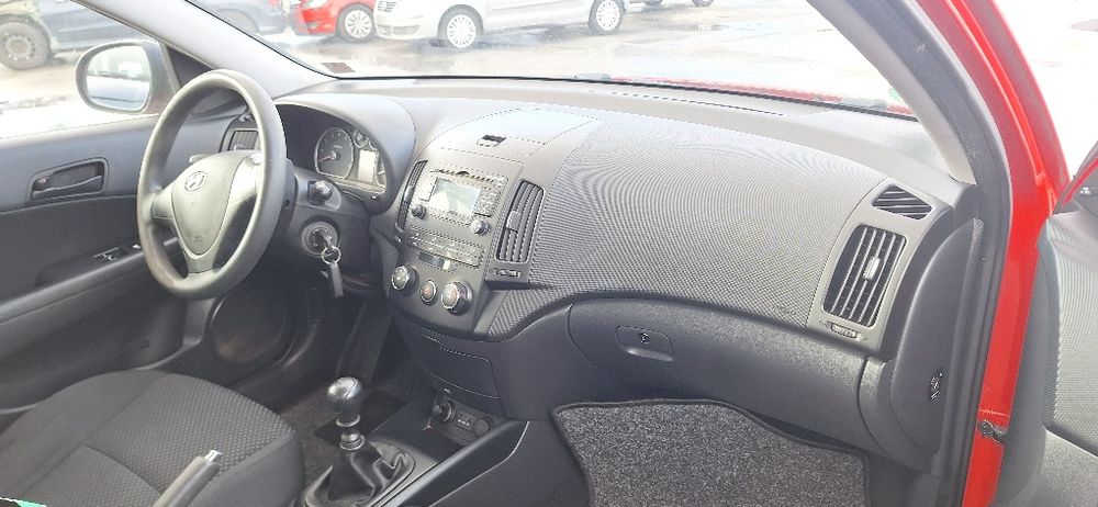 Cały Hyundai I30 kod lakieru JA