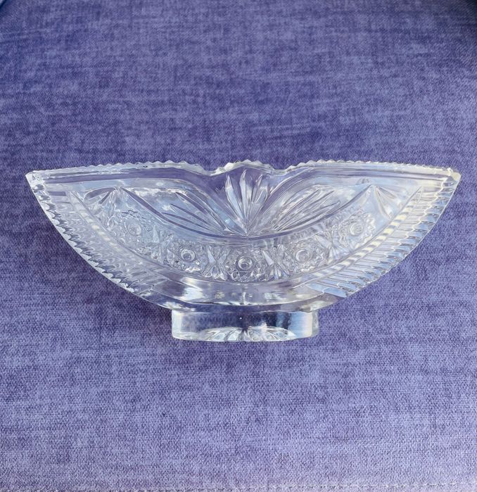 Кришталева ладья,салатник