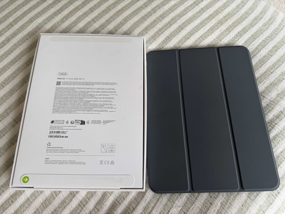 Ipad Air Luz das Estrelas (Starlight) M3 128gb como novo com capa, pelicula e garantia