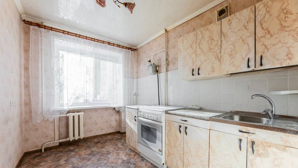 Продаж 2кім. кв. на вулиці Ярославенка