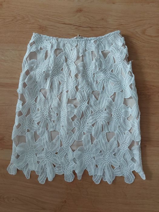 Spódnica koronka kwiaty missguided xs 34
