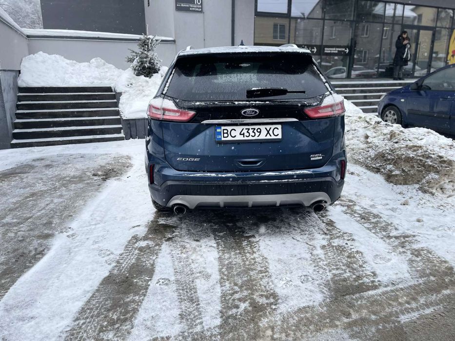 Форд едж 2019 машина в ідеальному стані все зроблено як для себе . …