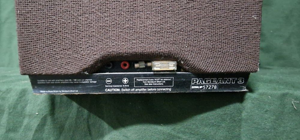 Mordaunt Pageant 3 - Colunas de Som vintage