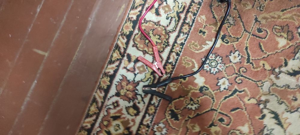 Інвектор 12v-220v