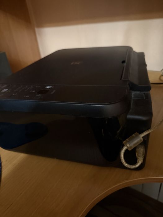 Продам принтер кольоровий -Canon