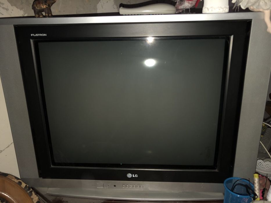 LG телевизор