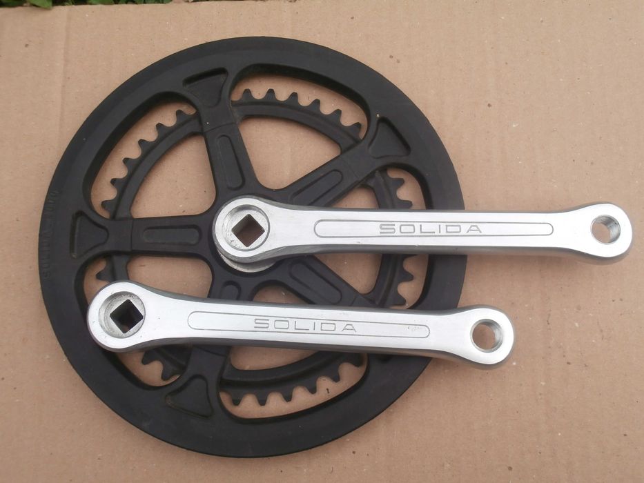 SOLIDA korba tour Alu 170mm ,zębatki z tworzywa Made in France 40/50T