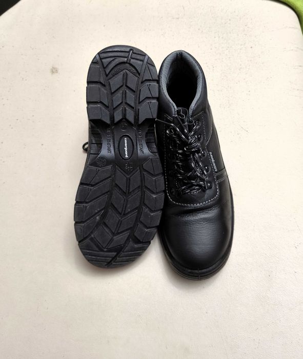 Botas de segurança para trabalho - Novas