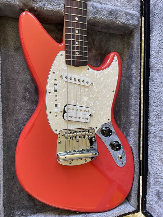 Fender Jag - Stang Fiesta Red Case Gitara Kurt Cobain