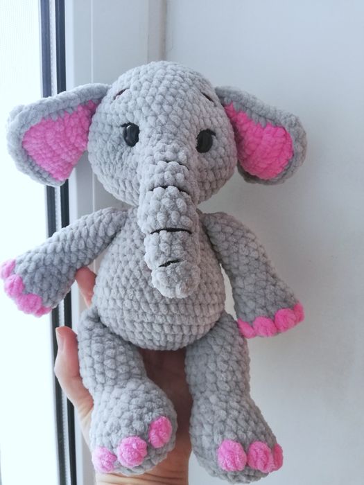 Плюшевые слонята, вязаные