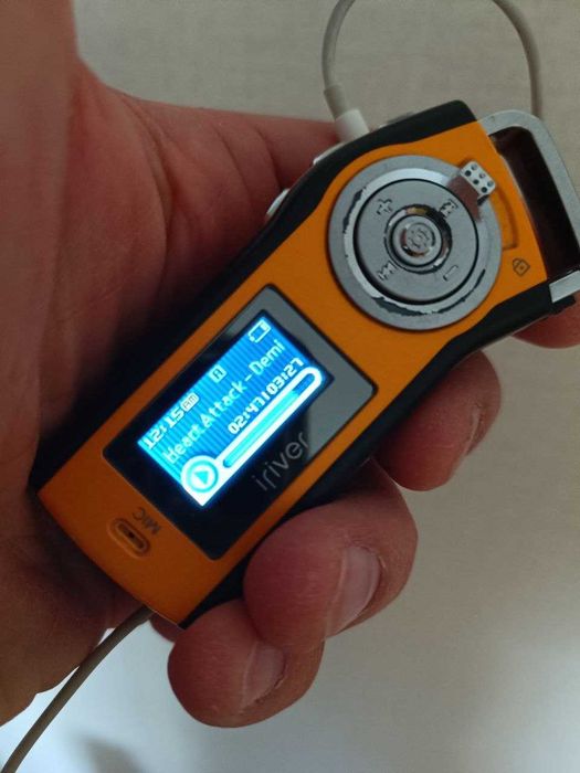 Легендарний музичний плеєр IRIVER T10