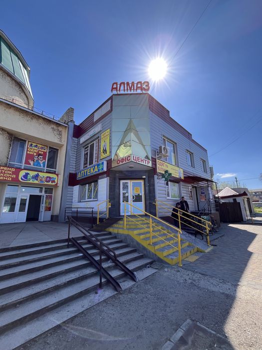 Продаж ТЦ Алмаз 385м2 або по поверхам. Центр Слободи