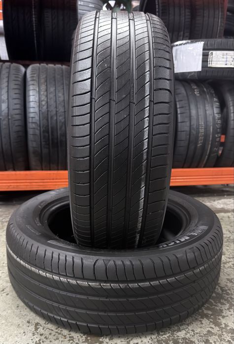 Pneus 215/55r17 Michelin Primacy 4 com 75% de piso