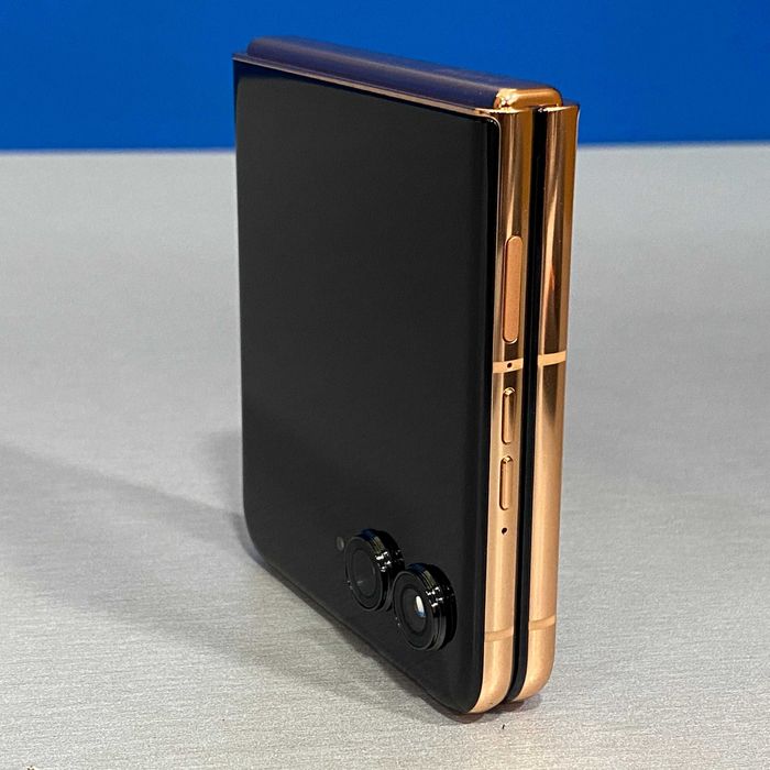 Motorola RAZR 50 Ultra (12GB/512GB) - Mousse