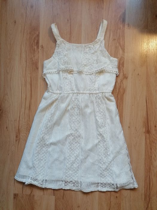 sukienka dziewczęca koronkowa