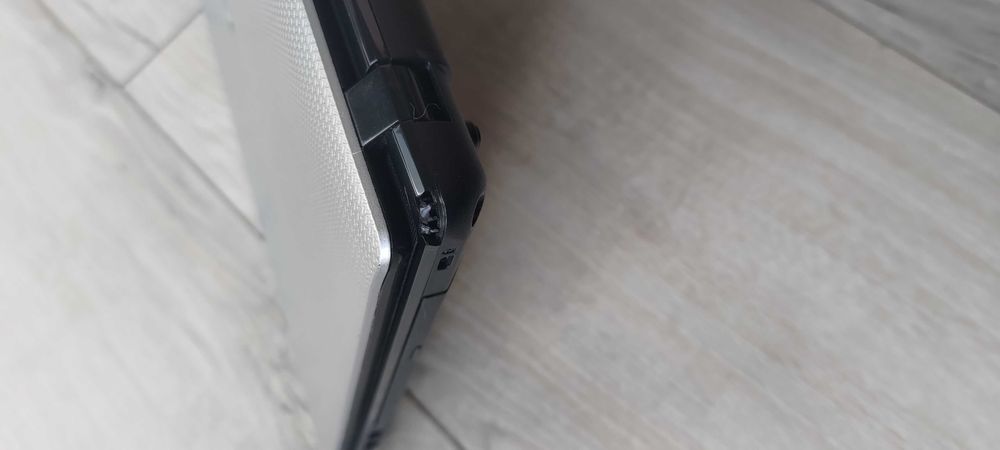 Acer Aspire 5741G i5-430M GeForce GT 320M