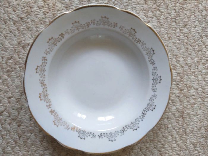 Тарелки супные, фарфор, Коростень, Д = 20 см. Позолота