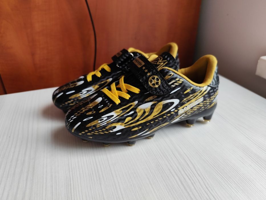 Buty do piłki nożnej